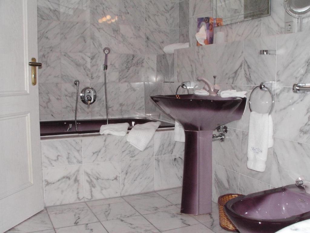 Hotel Park Villa Хейльбронн Номер фото