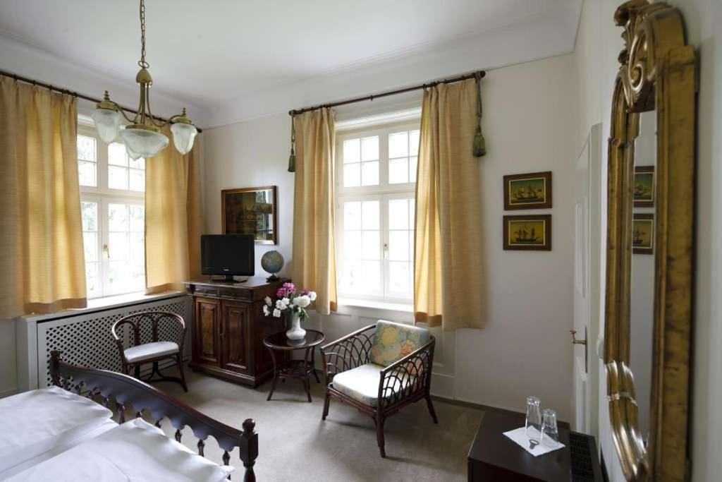 Hotel Park Villa Хейльбронн Номер фото